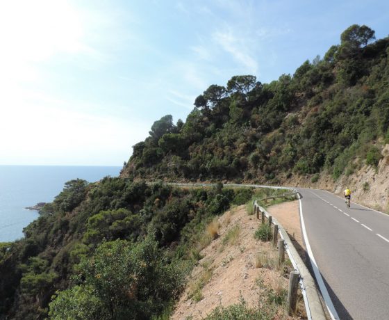 espagne à vélo - catalogne à vélo - voyage vélo - voyage cyclotourisme - sur la route - ekilib - pyrénées à vélo - méditerranées à vélo